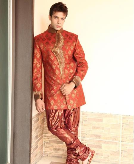 Picture of Stunning Maroon Indo Western