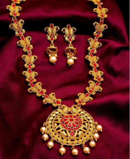 Picture of Magnificent Golden Necklace Set
