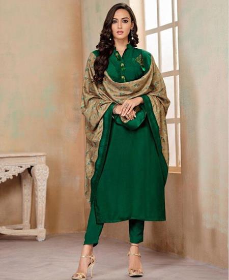 Picture of Taking Green Straight Cut Salwar Kameez