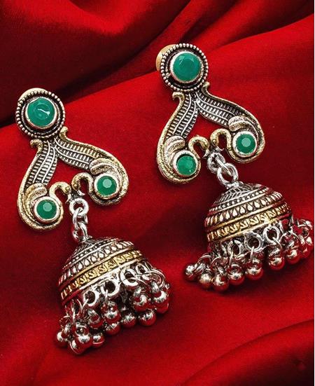 Picture of Beautiful Silver Earrings