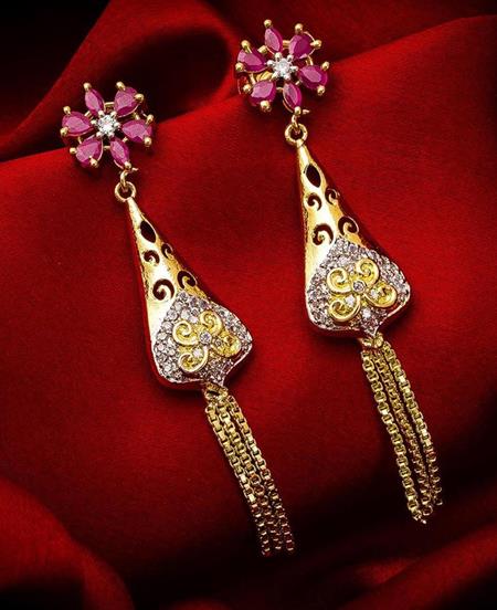 Picture of Statuesque Golden Earrings