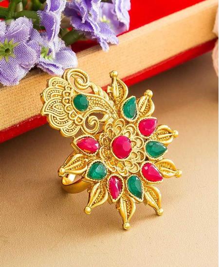 Picture of Good Looking Golden Adjustable Ring