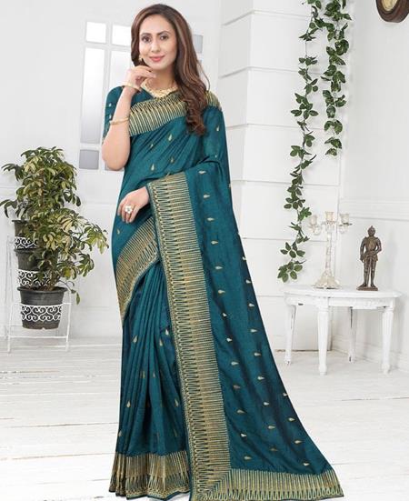Picture of Well Formed Morpech Casual Saree