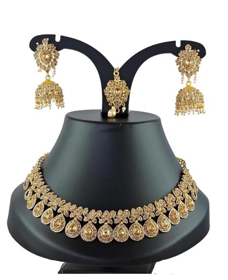 Picture of Classy Gold Necklace Set