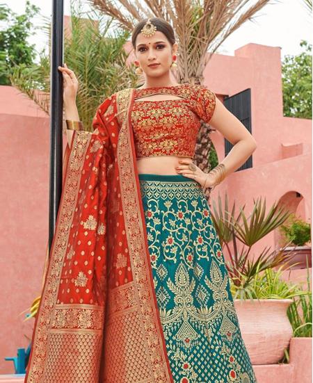 Buy Women Maroon Thread Embroidered Lehenga Set With Blouse And Contrast  Dupatta - Wedding Wonder - Indya
