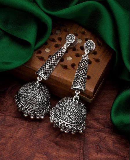 Picture of Splendid Silver Earrings