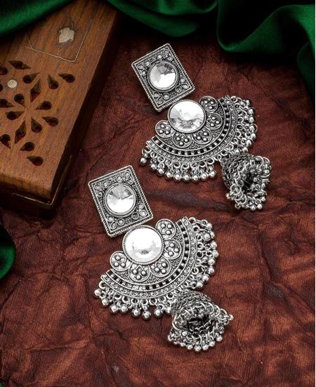 Picture of Admirable Silver Earrings