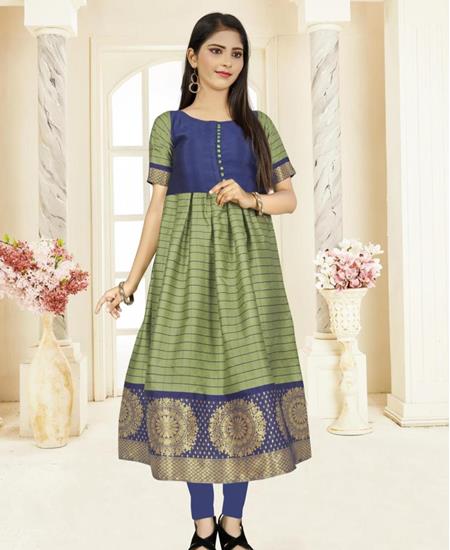 Picture of Fine Green Kids Gown