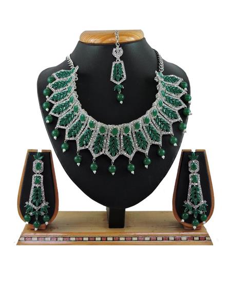Picture of Beautiful Green Necklace Set