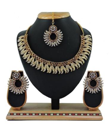 Picture of Lovely Gold & White Necklace Set