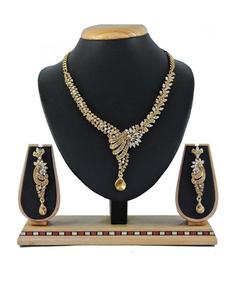 Picture of Well Formed Gold & White Necklace Set