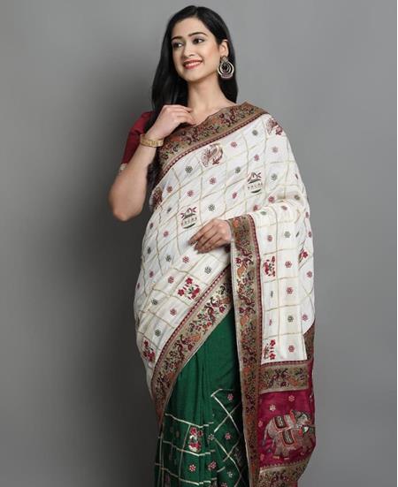 Picture of Excellent White Casual Saree