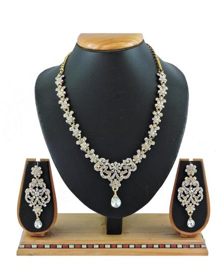 Picture of Elegant Golden & White Necklace Set