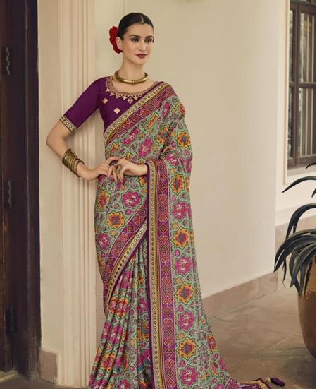 Picture of Classy Olive Georgette Saree