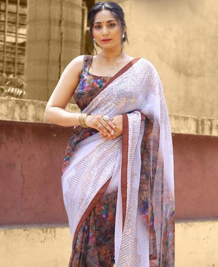Picture of Magnificent Brown White Casual Saree