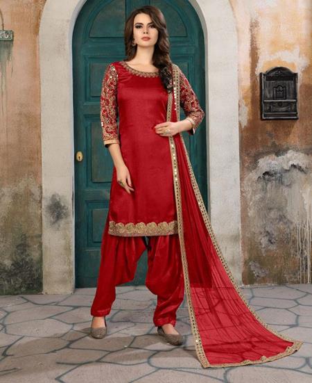 Picture of Taking Red Straight Cut Salwar Kameez
