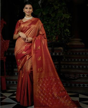 Picture of Lovely Red Silk Saree
