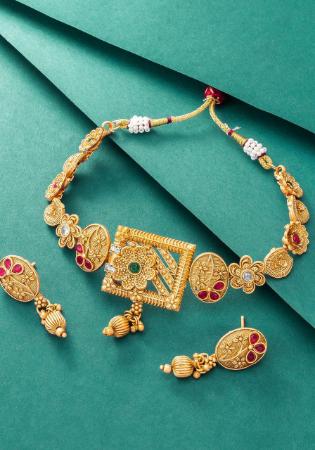 Picture of Beautiful Golden & Golden Necklace Set