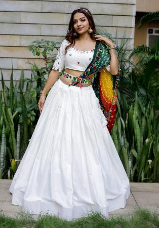 Share more than 85 white and silver bridal lehenga latest -  songngunhatanh.edu.vn