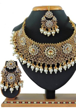 Picture of Exquisite Golden Necklace Set