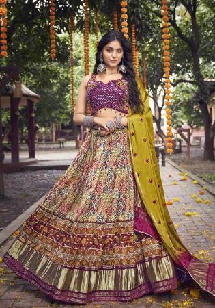 Indian Designer Women Clothes - Online Ethnic Wear Store for Women
