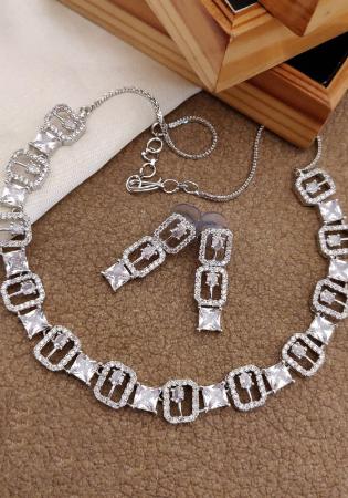 Picture of Alluring White Necklace Set