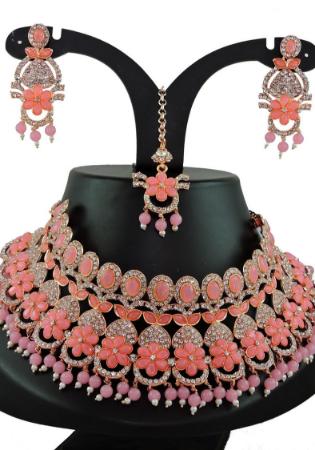 Picture of Elegant Rosy Brown Necklace Set
