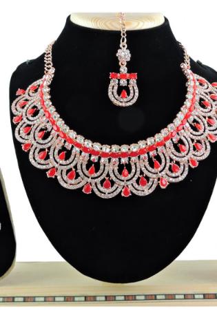 Picture of Shapely Brown Necklace Set