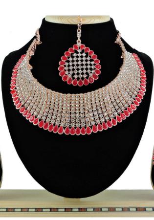 Picture of Graceful Rosy Brown Necklace Set