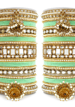 Picture of Nice Light Green Bangles