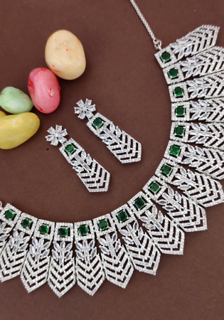 Pastel Green Colour American Diamonds Choker Necklace Set By Asp Fashi –  𝗔𝘀𝗽 𝗙𝗮𝘀𝗵𝗶𝗼𝗻 𝗝𝗲𝘄𝗲𝗹𝗹𝗲𝗿𝘆