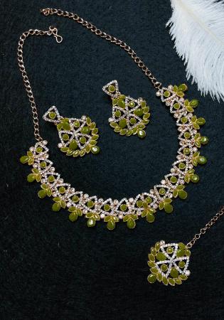 Picture of Pleasing Olive Necklace Set