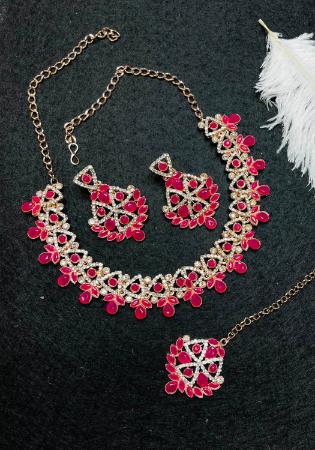 Picture of Fine Rosy Brown Necklace Set