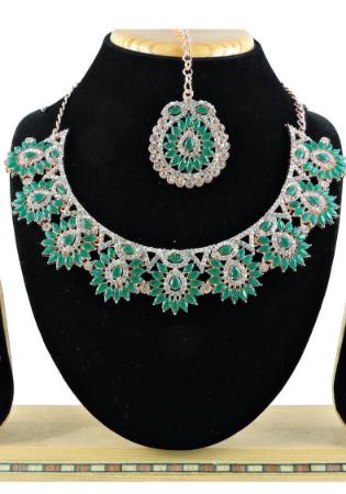 Picture of Bewitching Sea Green Necklace Set