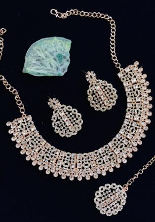 Picture of Charming White Necklace Set