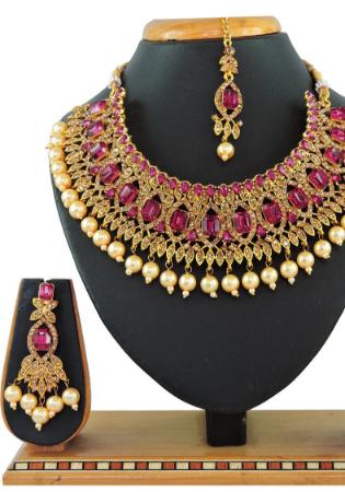 Picture of Grand Hot Pink Necklace Set