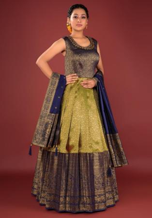 Picture of Ravishing Silk Peru Readymade Gown