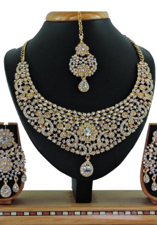 Picture of Superb White Necklace Set