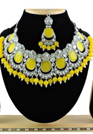 Picture of Well Formed Dark Golden Rod Necklace Set