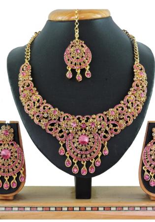 Picture of Classy Rosy Brown Necklace Set