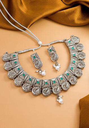 Picture of Radiant Grey Necklace Set
