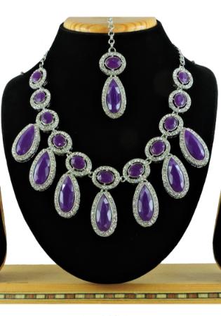 Picture of Alluring Medium Purple Necklace Set