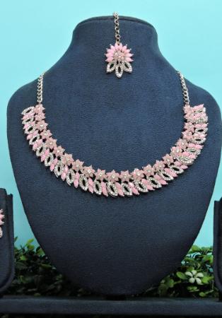Picture of Taking Rosy Brown Necklace Set
