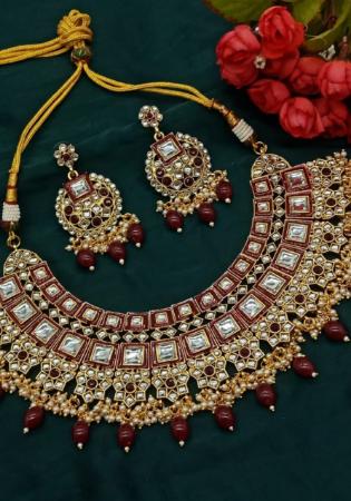 Picture of Grand Maroon Necklace Set
