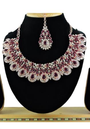 Picture of Magnificent Maroon Necklace Set