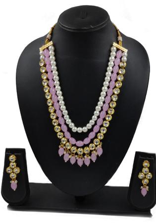 Picture of Magnificent Rosy Brown Necklace Set