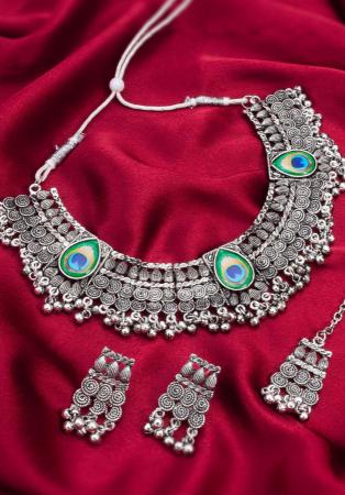 Picture of Graceful Dim Gray Necklace Set