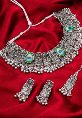 Picture of Sublime Light Grey Necklace Set